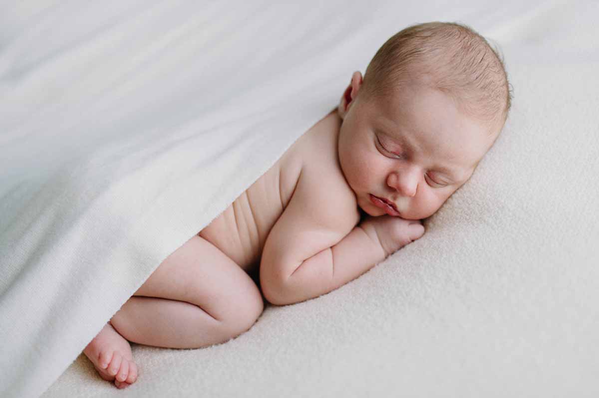 Teeny Tiny Heartbeats - Jeres specialist i nyfødtfotografering